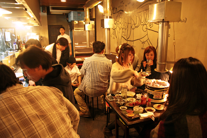 ホルモン 肉問屋 小川商店 日本橋店