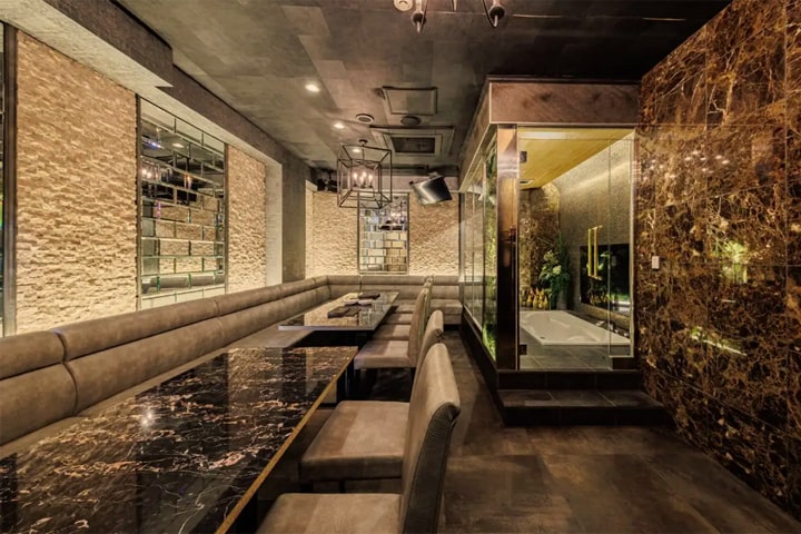 Dining Bar ELLEN