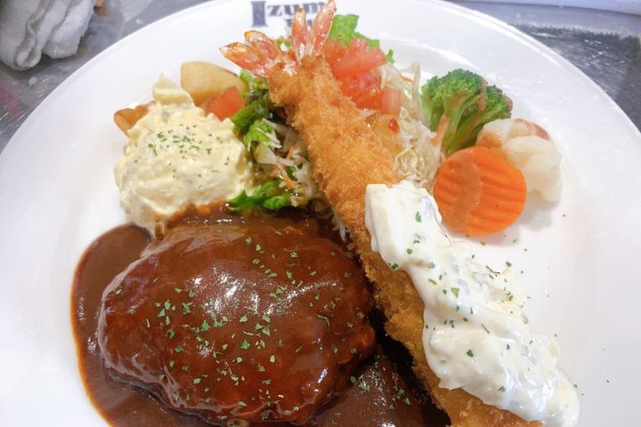 Izumi Burg 豊中本部