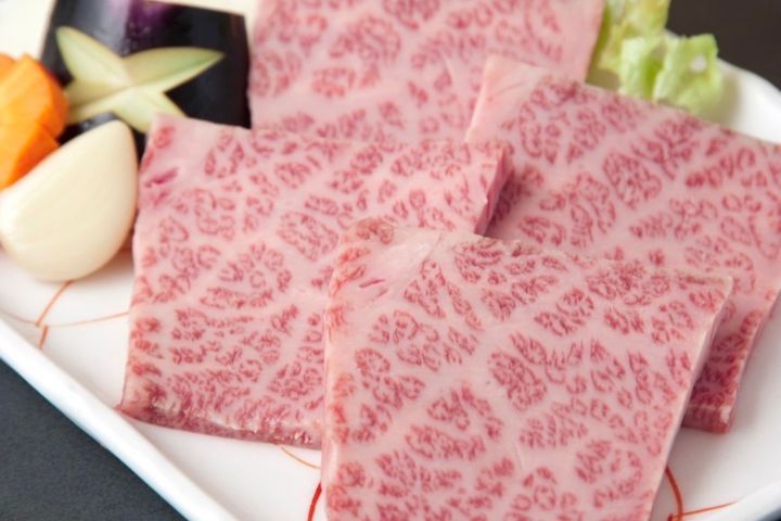 炭火ホルモン そがん 上本町店