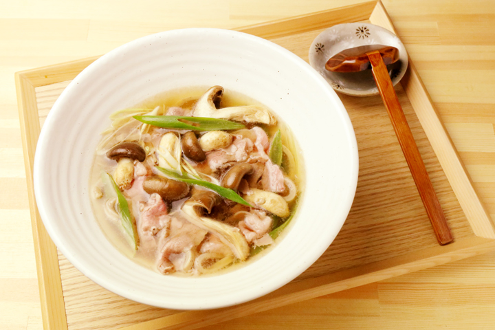 花粉 本格蕎麦 店でスタッフ募集 美味しいまかない付 おかわり自由 リクエストもok 記念日休暇あり シフトが相談しやすい 誕生日にはお祝いも 嬉しい高時給1 000円 社員登用あり 日曜 祝日定休