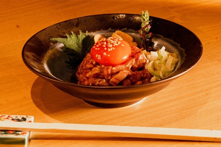 炭火焼肉リバティ