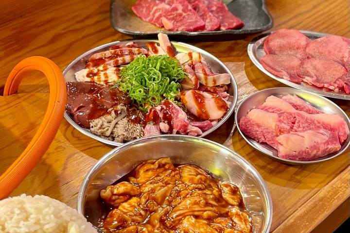 大衆ホルモン焼肉 二代目 肉まる